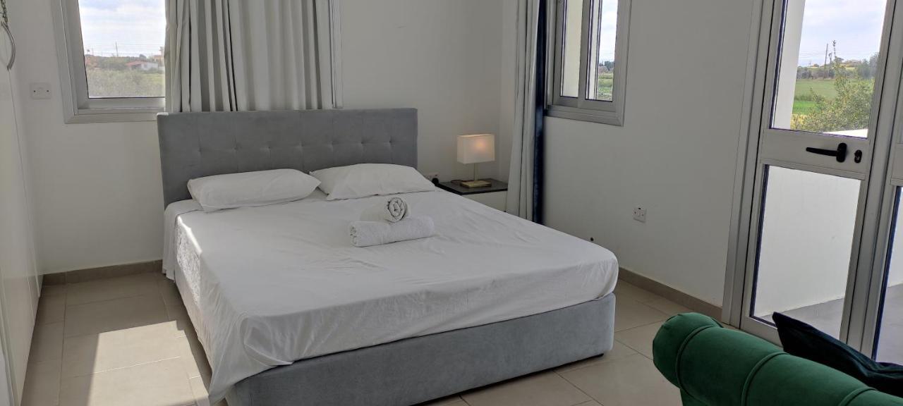 Kiti Village Villa, Cyprus, Salt-Water Pool, 6 Bedrooms, Larnaca Zewnętrze zdjęcie